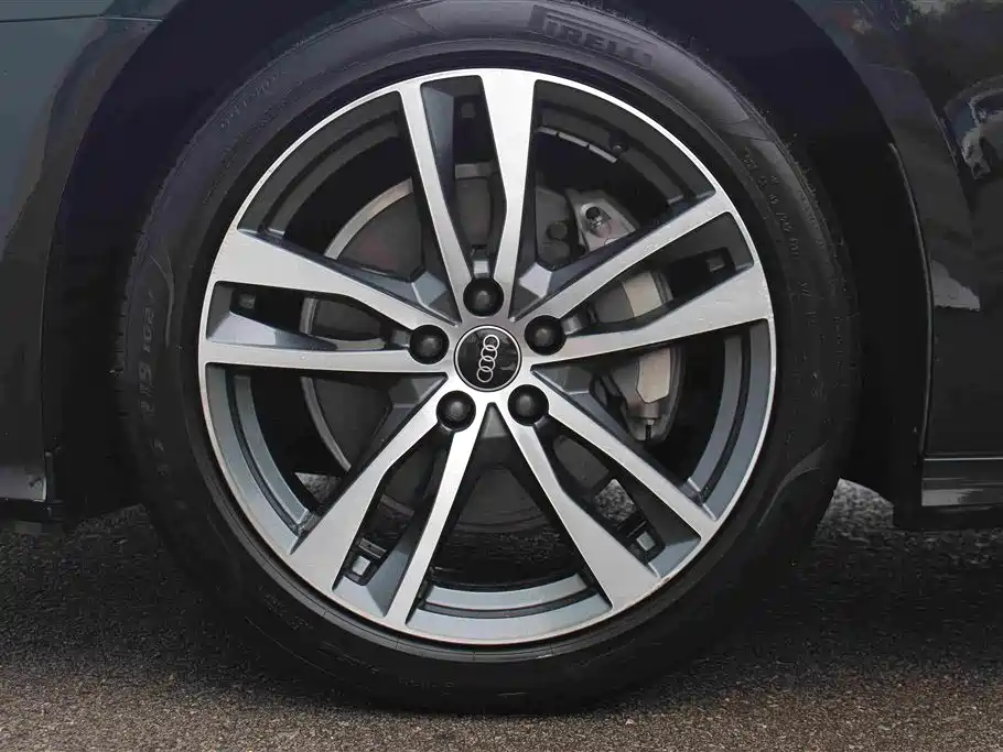 Audi A6L 2023 — фото 10