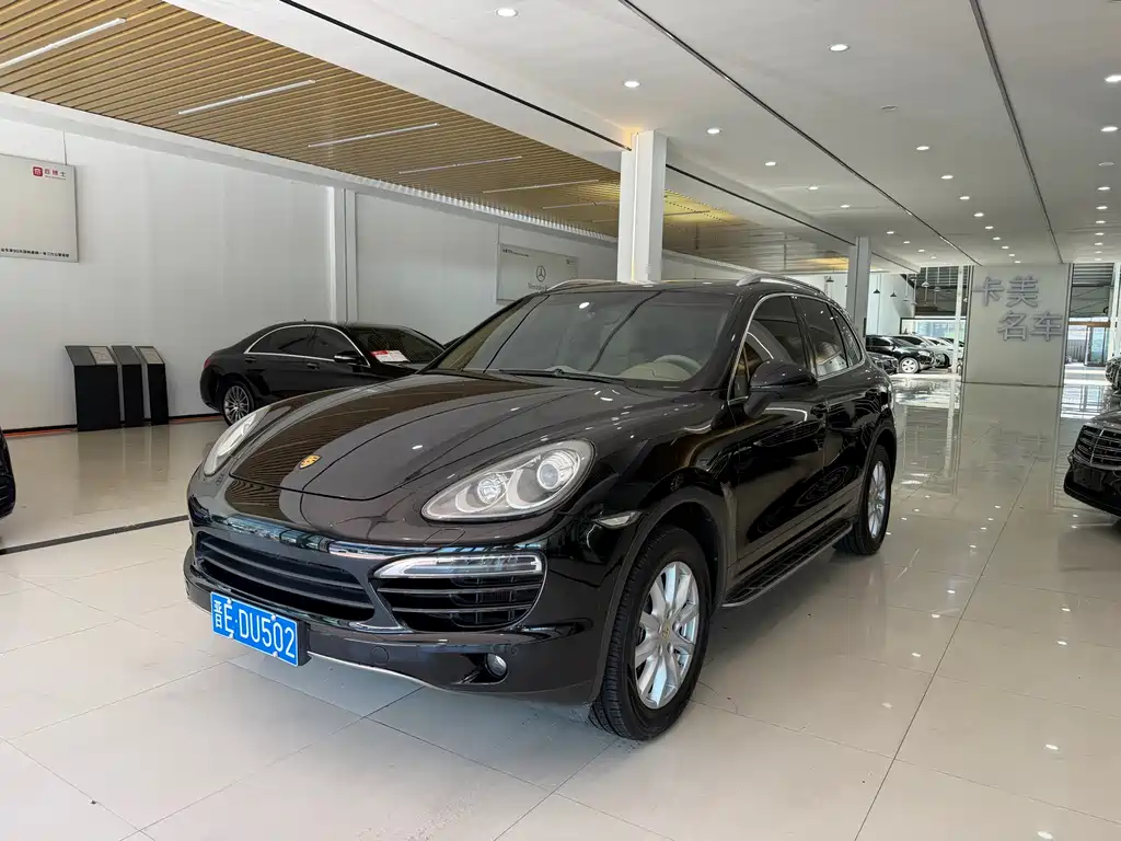 Porsche Cayenne 2013 — фото 1