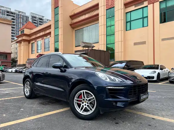 Porsche Macan 2016
