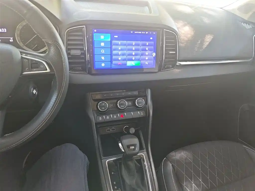 Skoda Karoq 2018 — фото 13