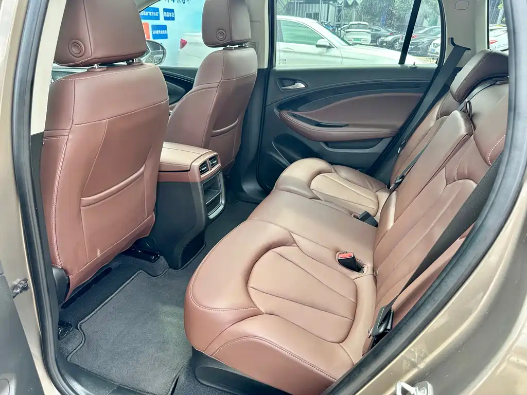 Buick Envision Plus 2019 — фото 9