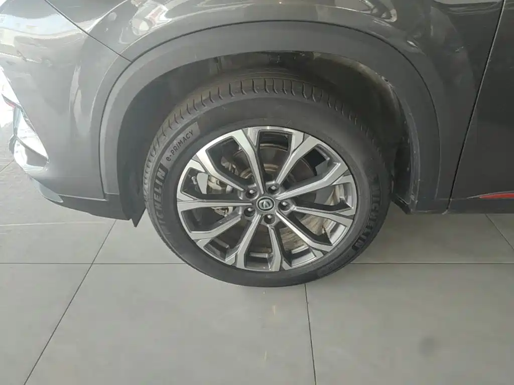 Changan CS75PLUS 2021 — фото 23