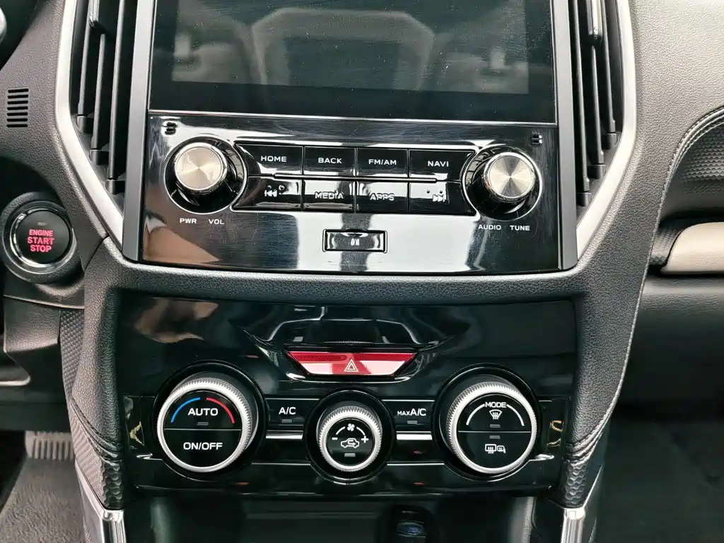 Subaru Forester 2024 — фото 12