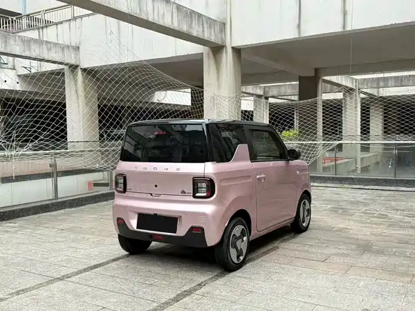 Geely Galaxy Panda 2023