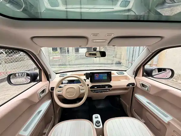 Geely Galaxy Panda 2023