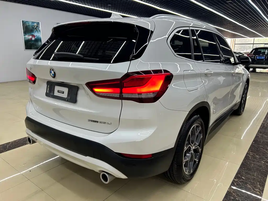 BMW X1 2020 — фото 6