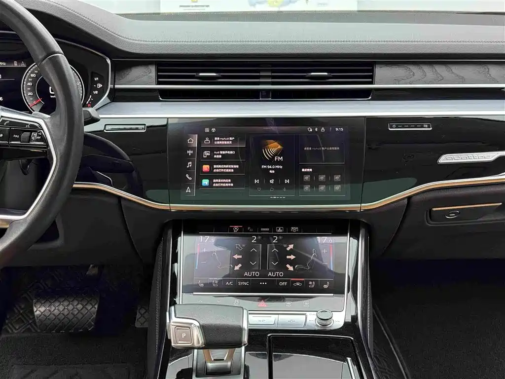 Audi A8 2023 — фото 12