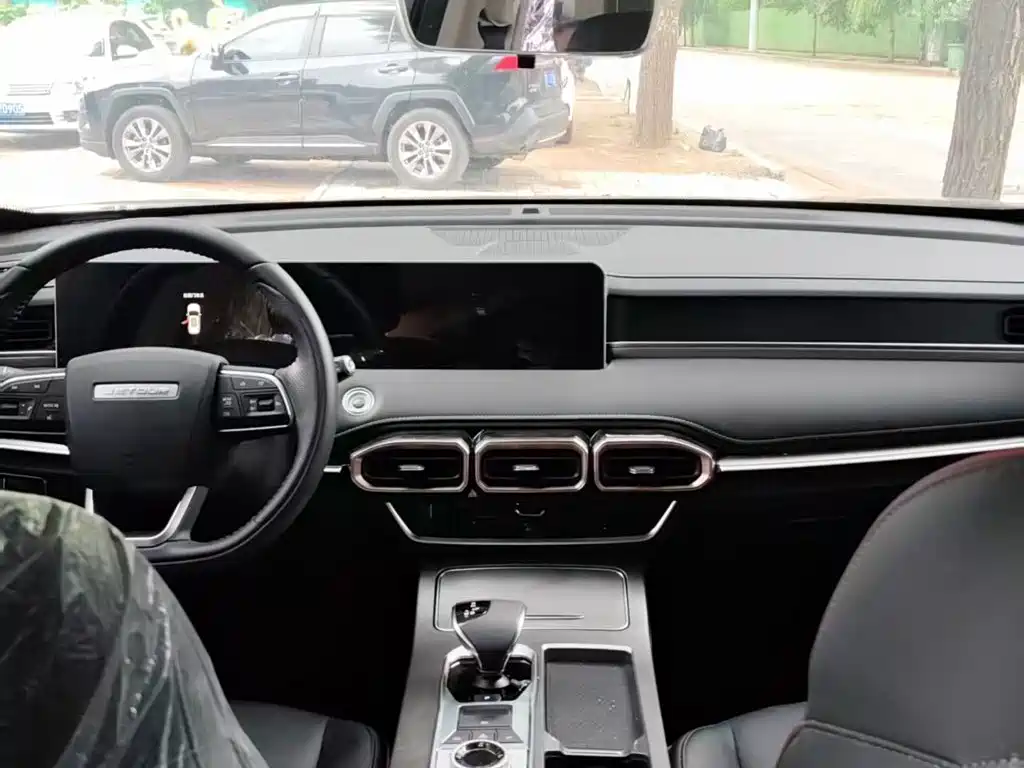 Jetour X70 PLUS 2025