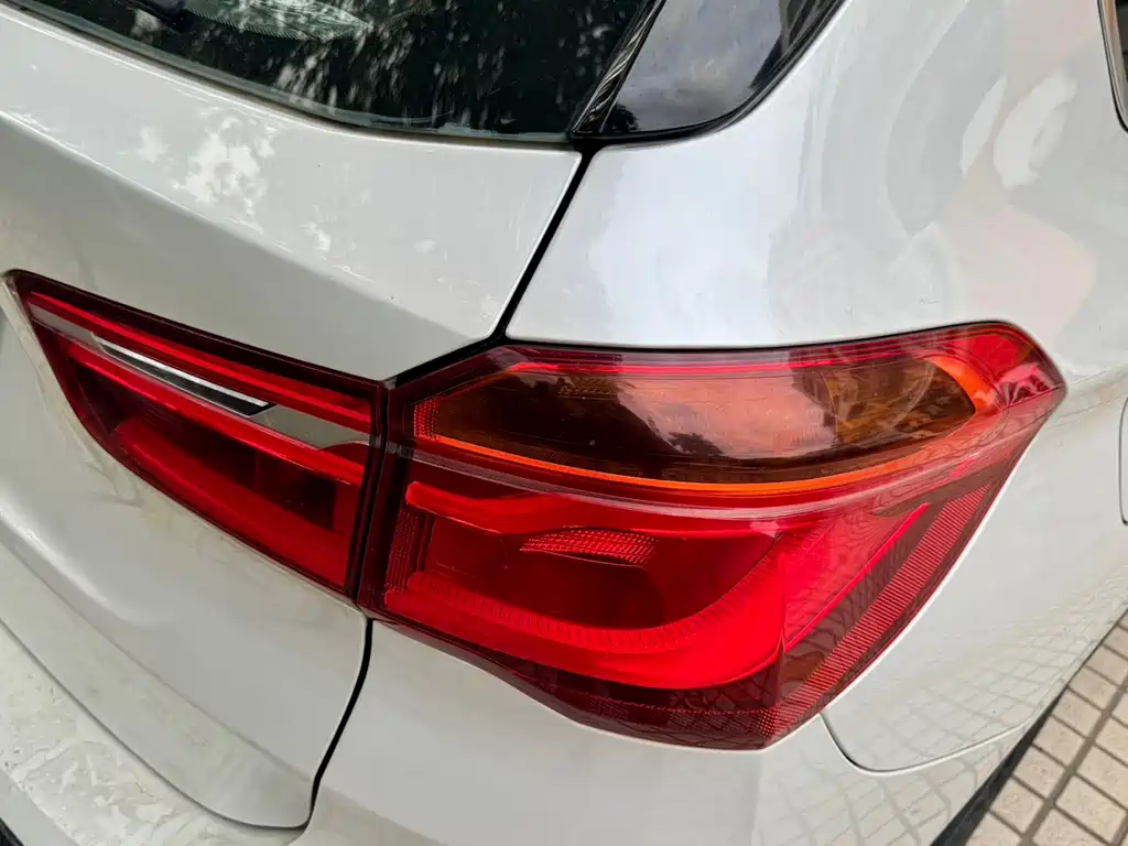 BMW X1 2017 — фото 22