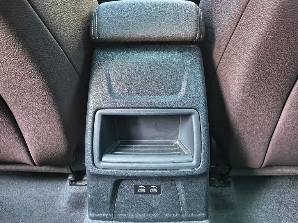 BMW 1 Series 2023 — фото 18