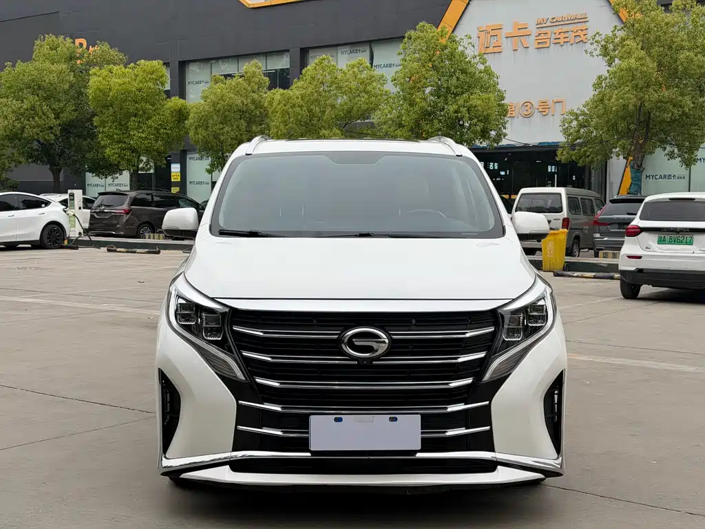 GAC Motor Trumpchi M8 2021 — фото 2