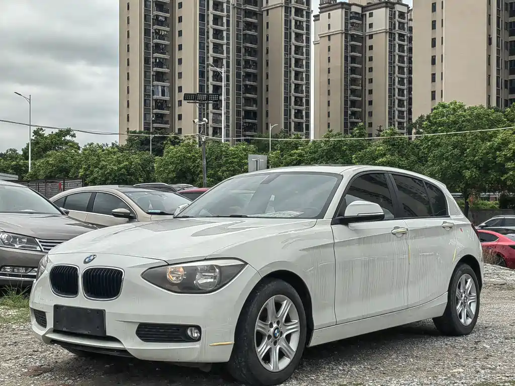 BMW 1 Series 2014 — фото 1