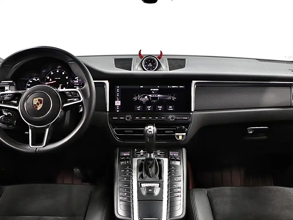 Porsche Macan 2021 — фото 19