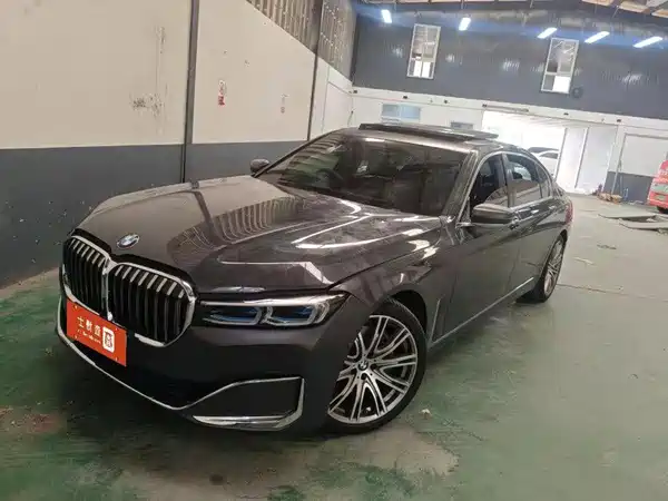 BMW 7 Series 2021