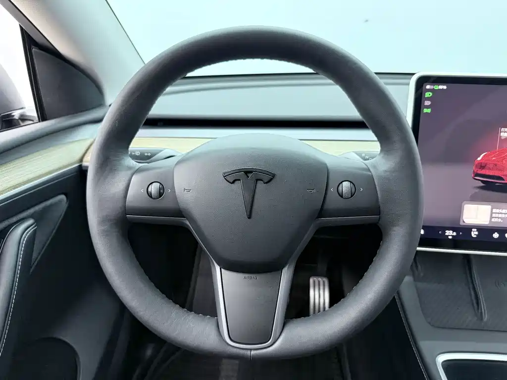 Tesla Model Y 2022 — фото 5