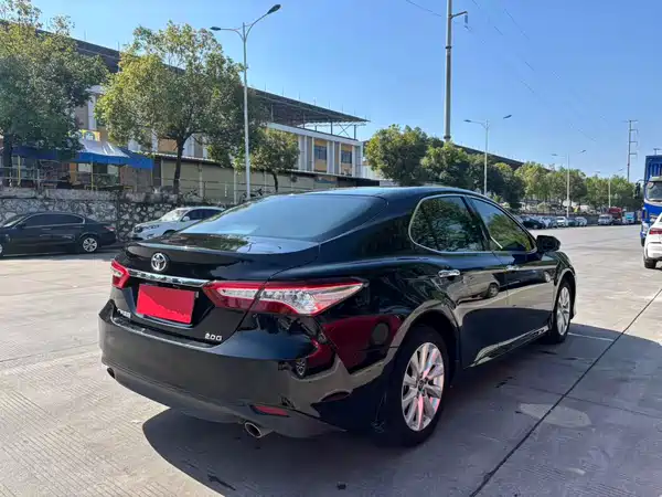 Toyota Camry 2019