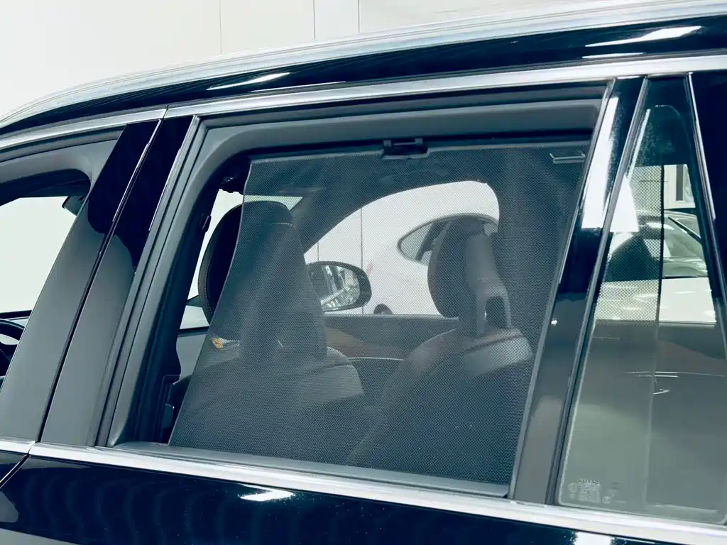 Volvo XC90 2021 — фото 22