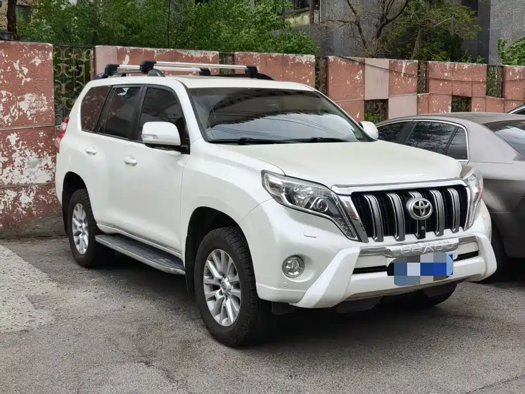 Toyota Prado 2017 — фото 3