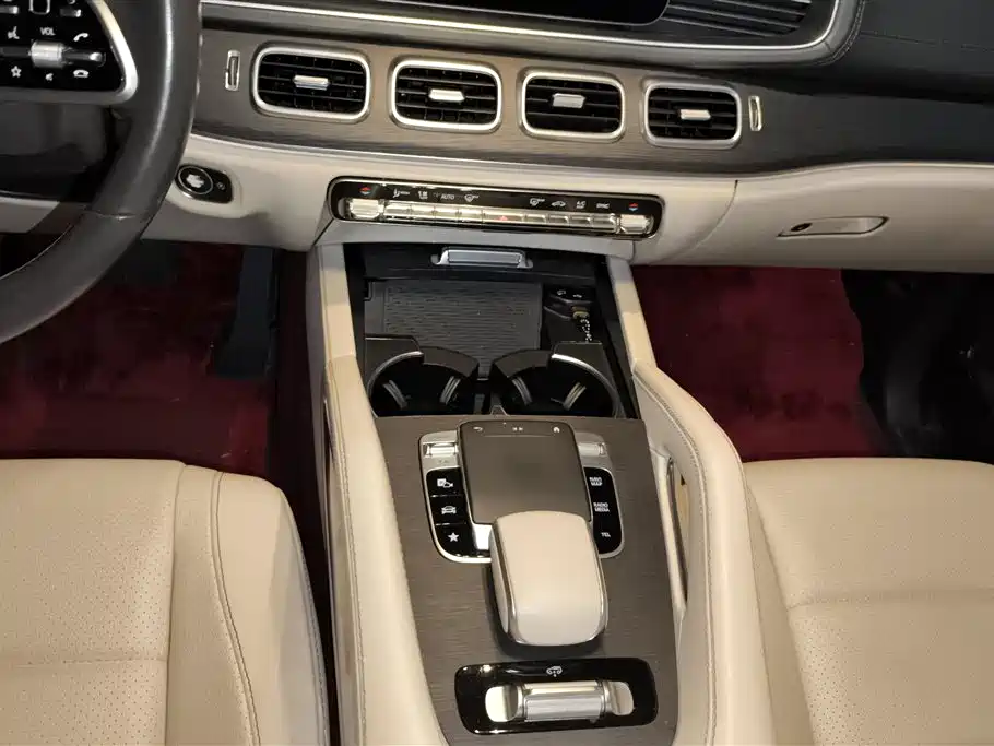 Mercedes-Benz GLE 2019 — фото 16