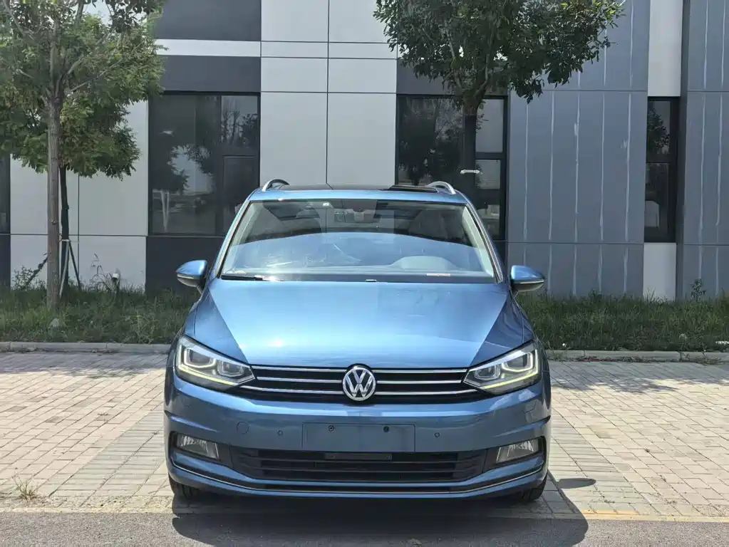 Volkswagen Touran 2016