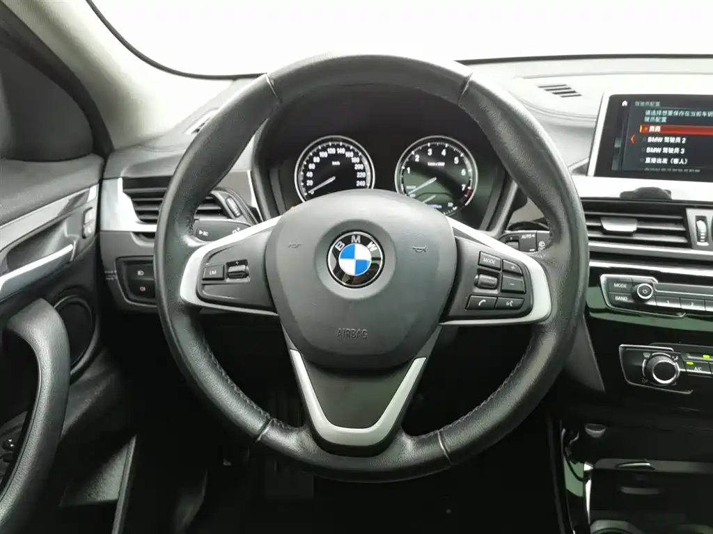 BMW X2 2019 — фото 11