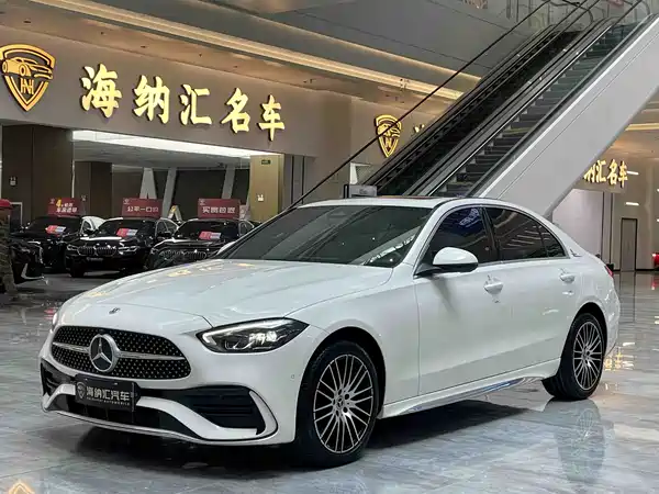 Mercedes-Benz C-Class 2024