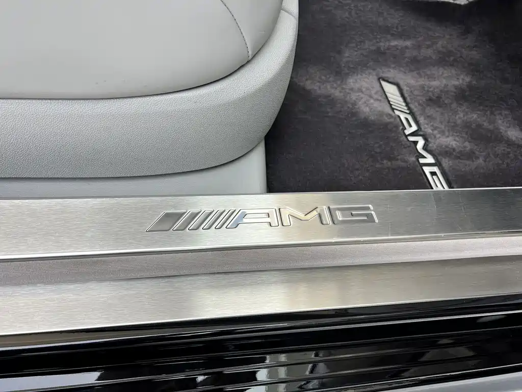 Mercedes-Benz S-Class AMG 2011 — фото 27