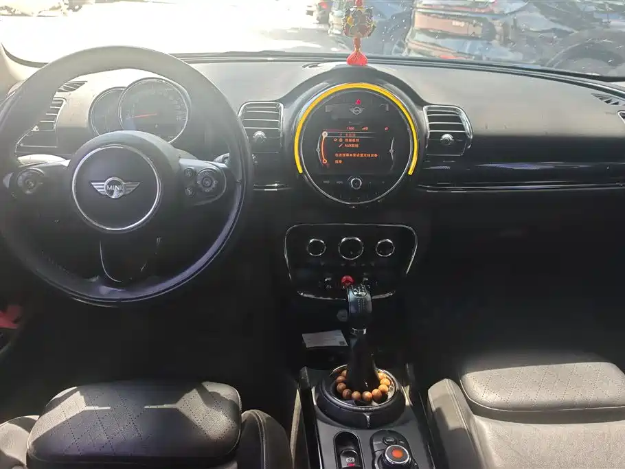 MINI Clubman 2016 — фото 11