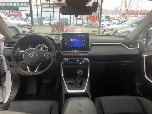 Toyota RAV4 2022