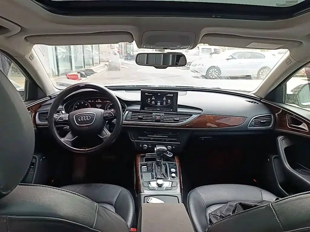 Audi A6L 2015 — фото 10