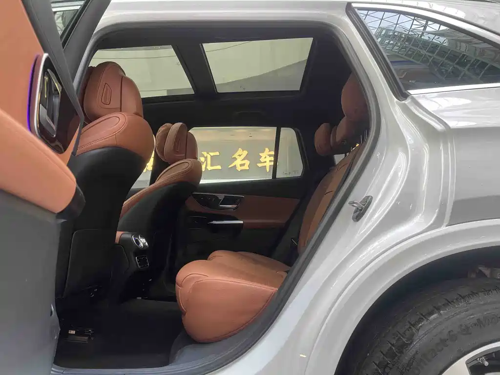 Mercedes-Benz GLC 2023 — фото 11
