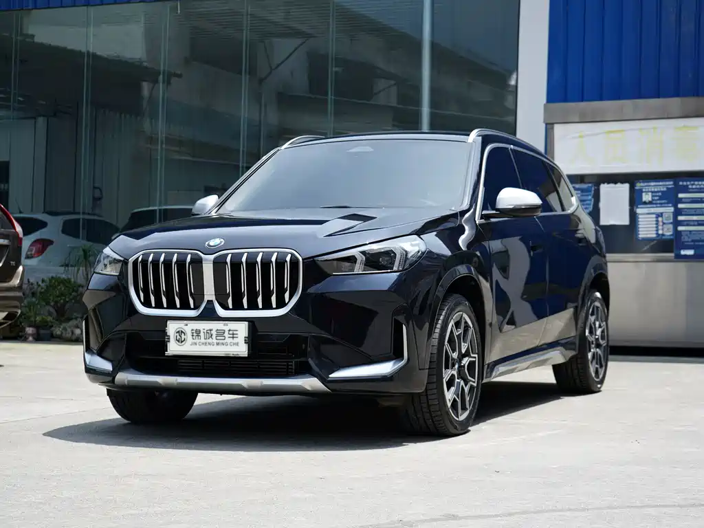 BMW X1 2024 — фото 1