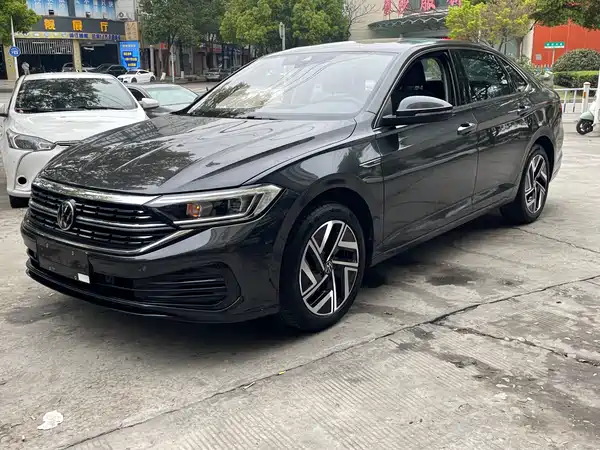 Volkswagen Sagitar 2023