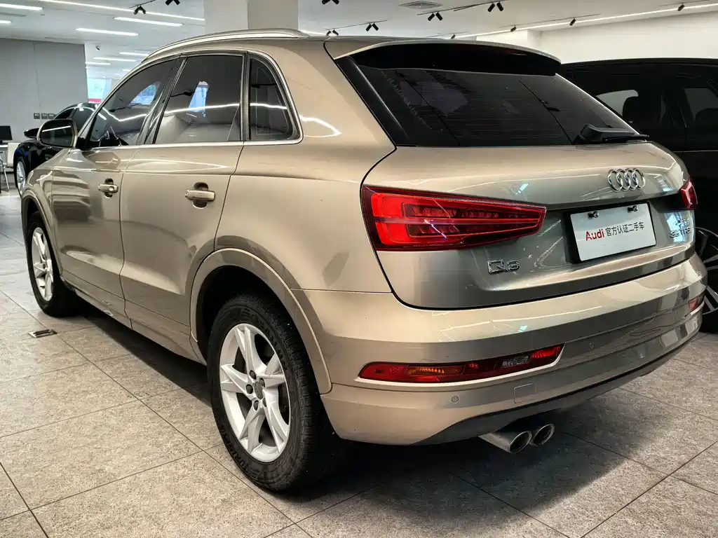 Audi Q3 2017 — фото 10