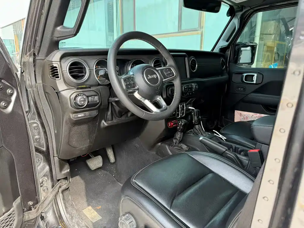 Jeep Gladiator 2024 — фото 4