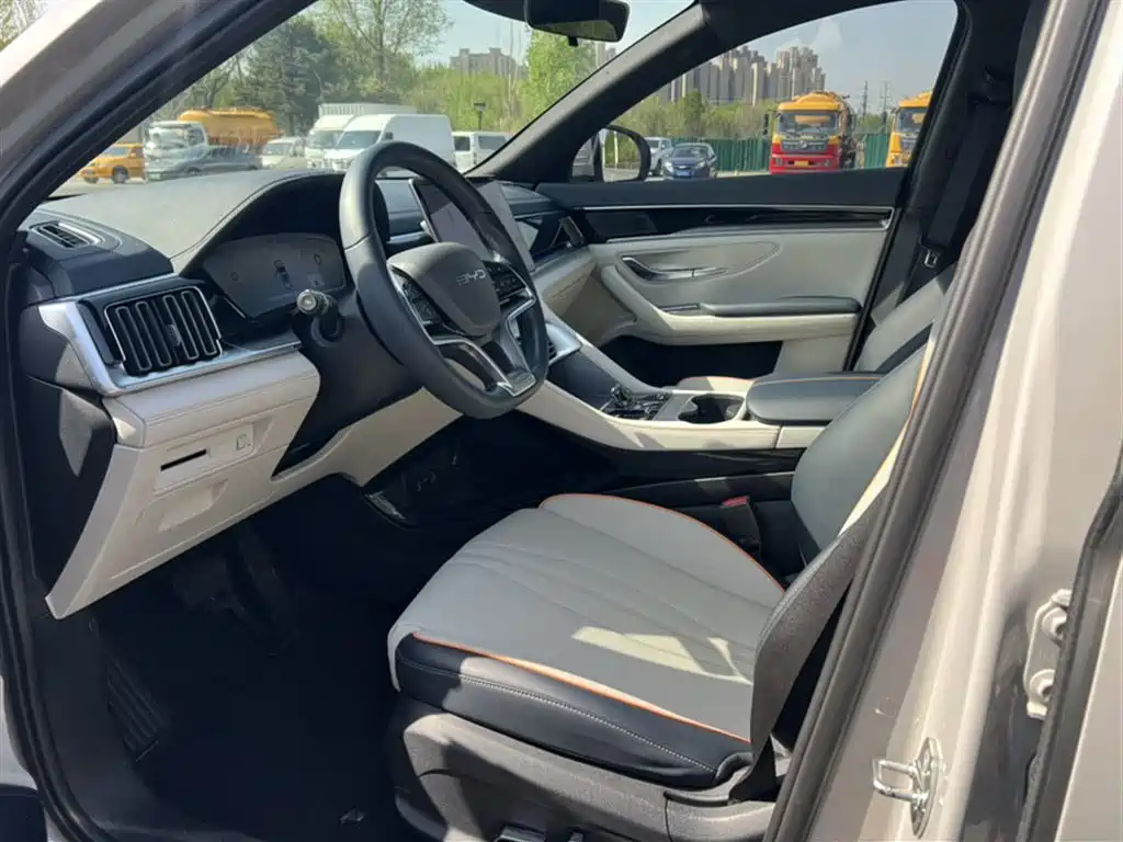 BYD PLUS New Energy 2023 — фото 13