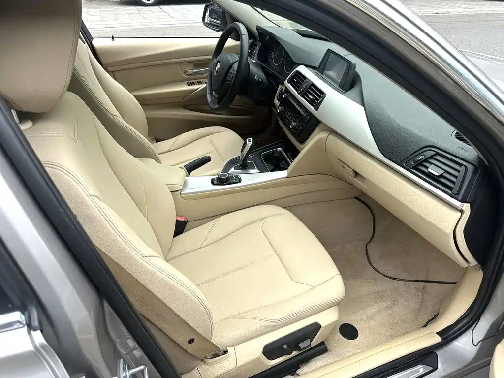 BMW 3 Series 2015 — фото 4
