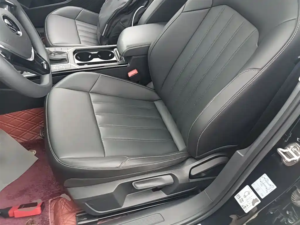 Volkswagen Passat 2021 — фото 15