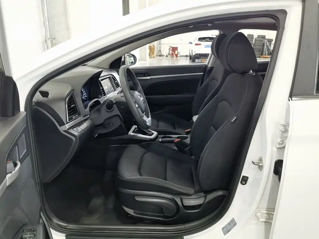 Hyundai Celesta 2016 — фото 10