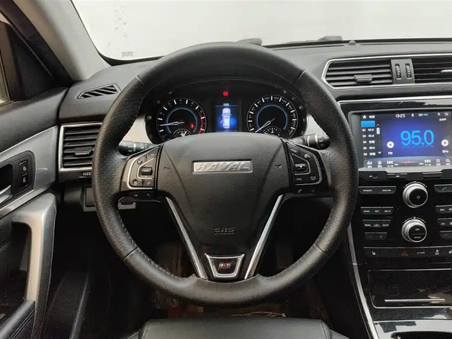 Haval H2 2016 — фото 15