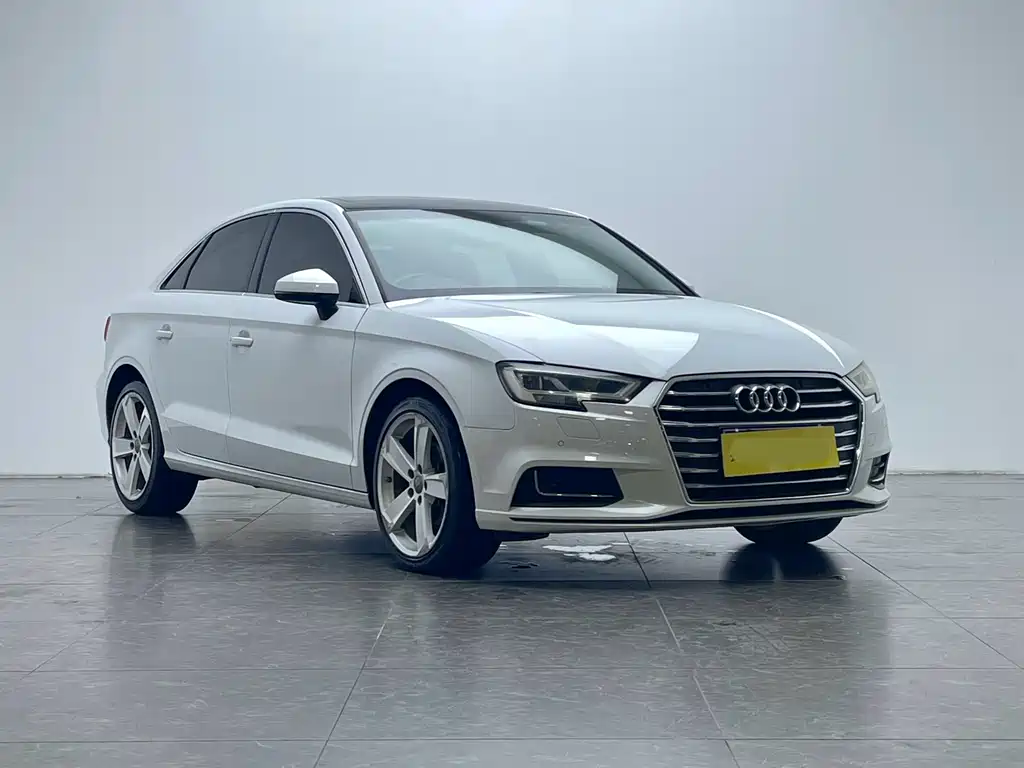Audi A3 2018 — фото 20