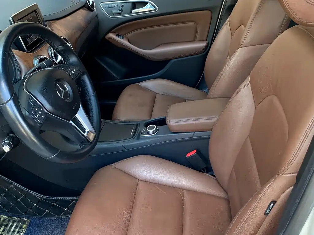 Mercedes-Benz B-Class 2013 — фото 25