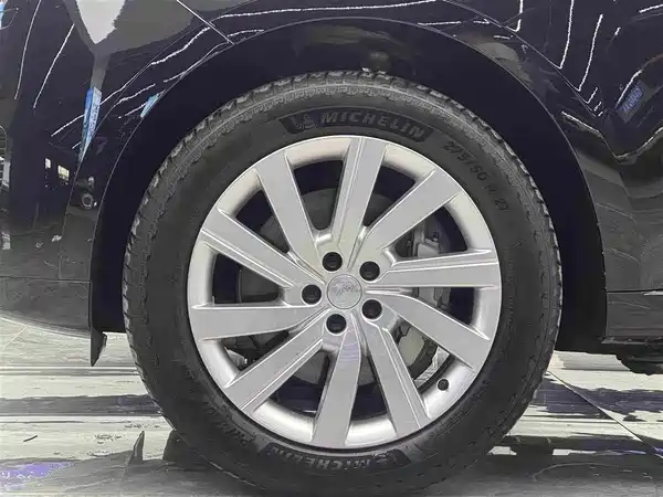 Land Rover Range Rover 2025