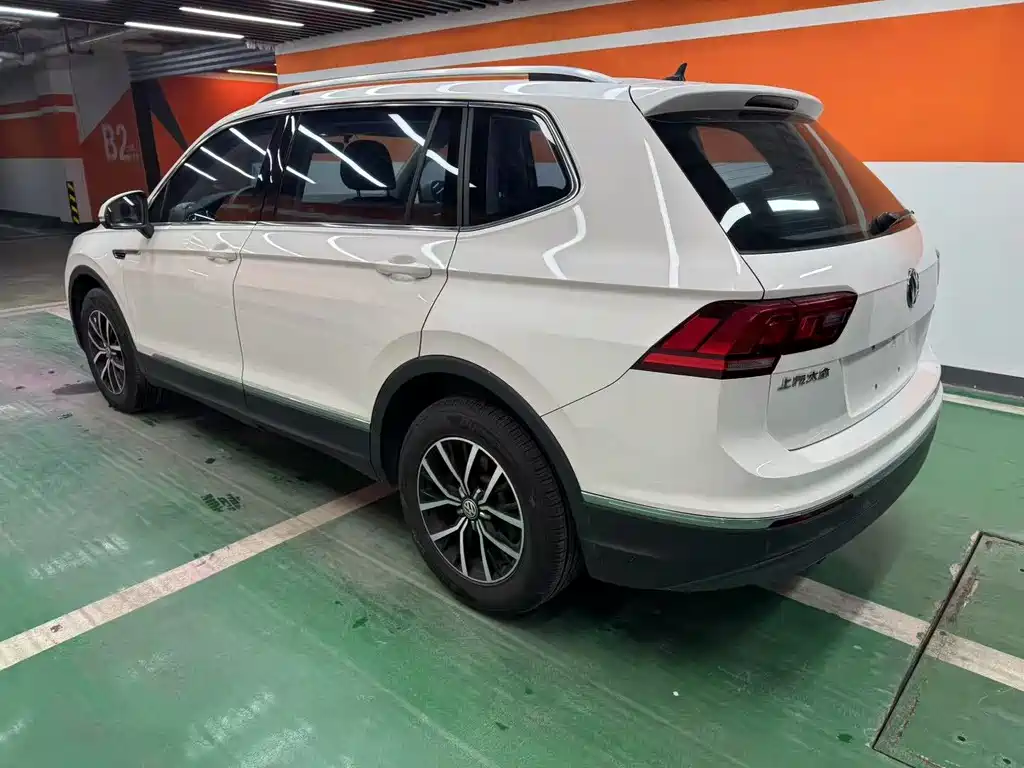 Volkswagen Tiguan L 2019 — фото 7
