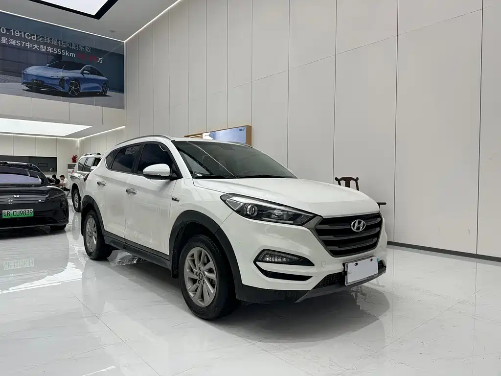 Hyundai Tucson 2017 — фото 3
