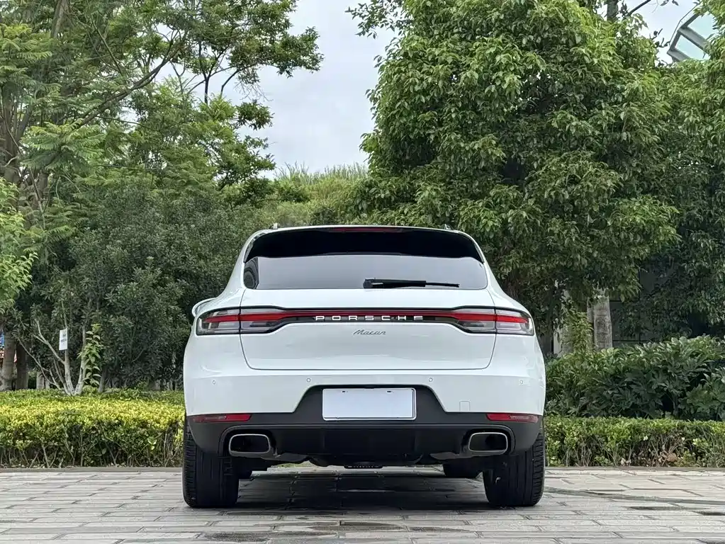 Porsche Macan 2020 — фото 8
