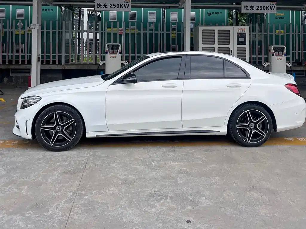 Mercedes-Benz C-Class 2021 — фото 3