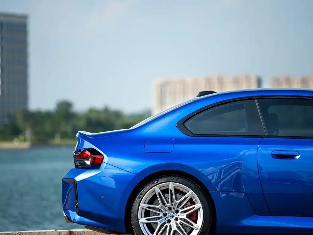 BMW M2 2026 — фото 12