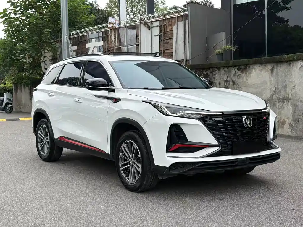Changan CS75PLUS 2022 — фото 3