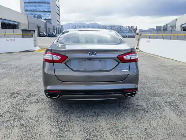 Ford Mondeo 2013